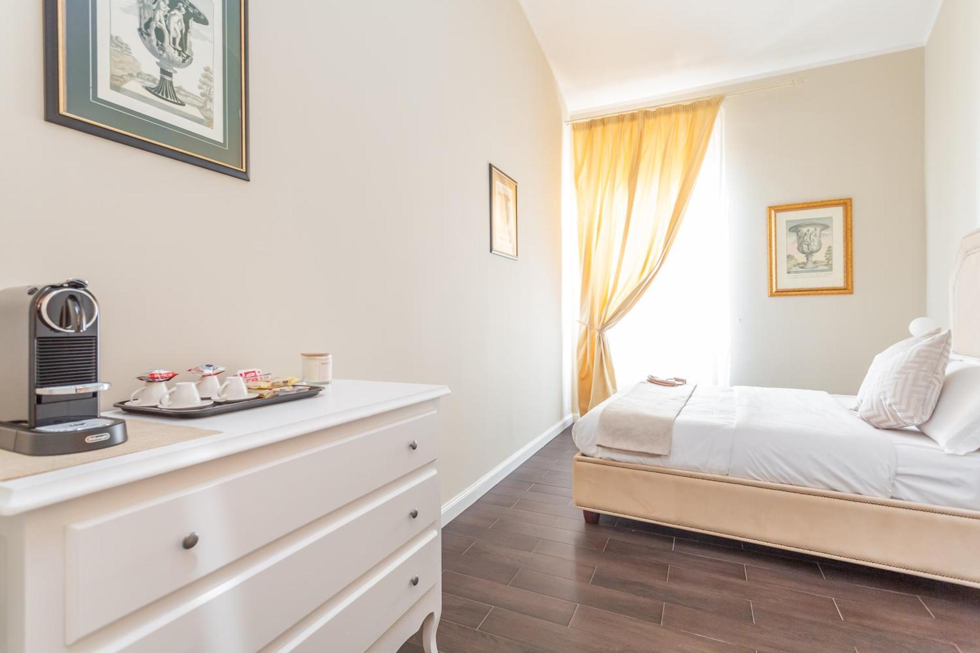 Daplace - La Mongolfiera Rooms In Navona Rome Exterior photo