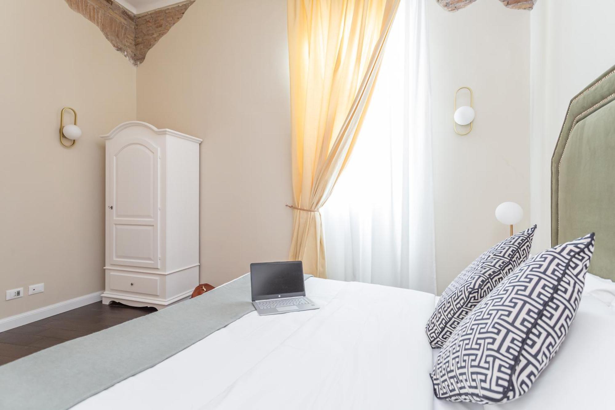 Daplace - La Mongolfiera Rooms In Navona Rome Exterior photo