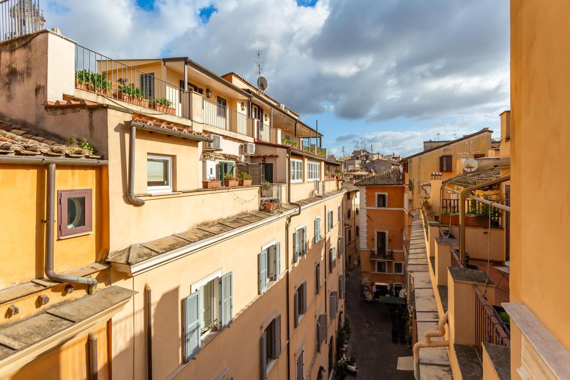 Daplace - La Mongolfiera Rooms In Navona Rome Exterior photo